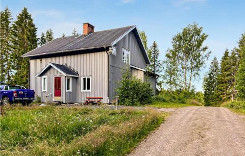 Lovely Home In Sysslebck With Kitchen