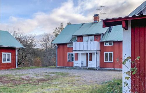 Gorgeous Home In Valdemarsvik With Kitchen