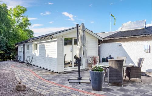 Gorgeous Home In Borgholm With Wifi