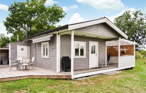 Awesome Home In Borgholm With Kitchen